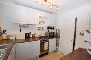 Kitchen- click for photo gallery